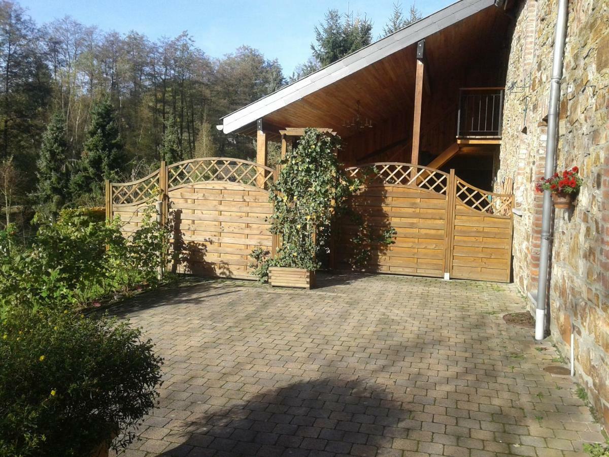 Au Coin Des Fagnes Apartment Jalhay Bagian luar foto